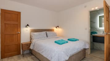 Casa de campo | 2 habitaciones, decoración personalizada y muebles diferentes