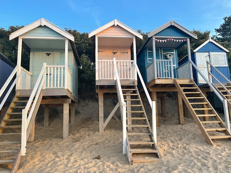 Exterior. Crab Cottage - Wells Next the Sea