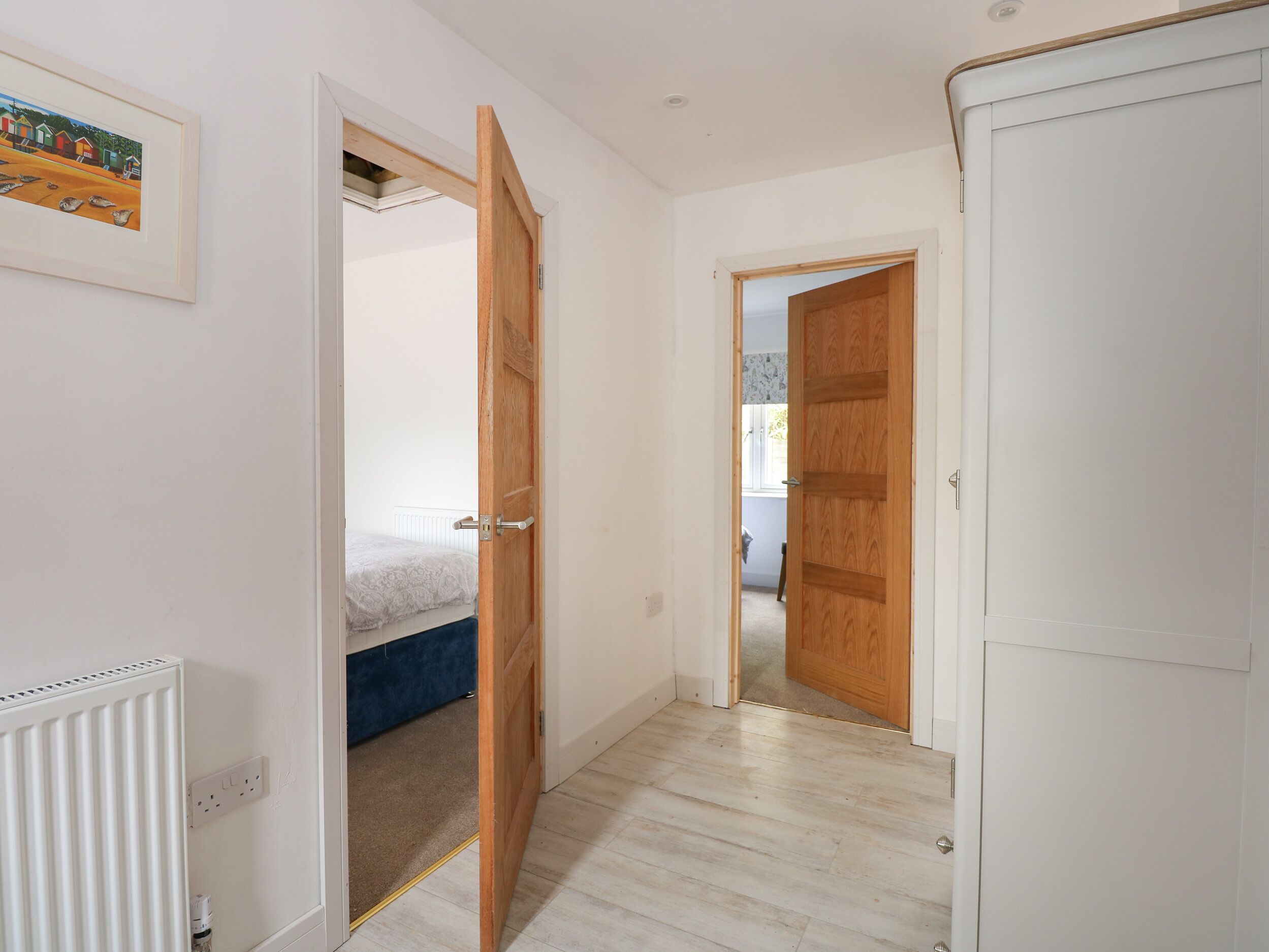 2 habitaciones, decoración personalizada y muebles diferentes 