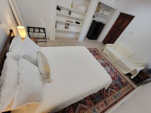 4 habitaciones, tabla de planchar con plancha y wifi gratis