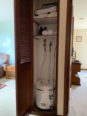 2 bedrooms, desk, WiFi -  Apto Muy Bien Ubicado (Bogotá)