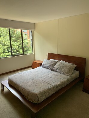 3 habitaciones, escritorio y wifi 