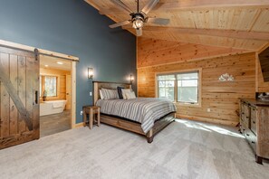 6 bedrooms, free WiFi, bed sheets