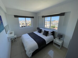 2 Schlafzimmer, Zimmersafe, Bügeleisen/Bügelbrett, kostenloses WLAN