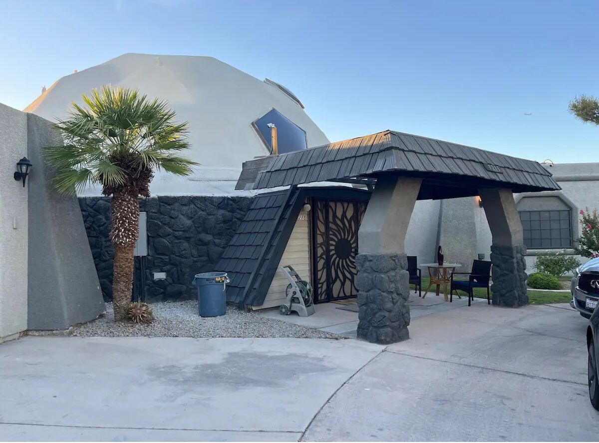  Unique Dome· VIEWS · On Over 1/2 Acre Lot!
