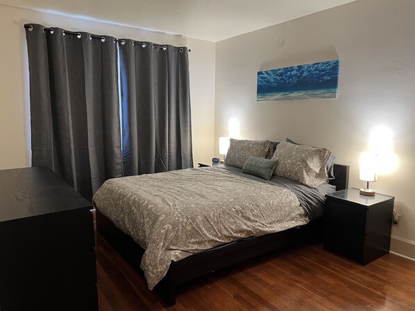 1 bedroom, WiFi - #1* 5min walk to the Beach, Amazing Virginia Pro Host. (Norfolk)