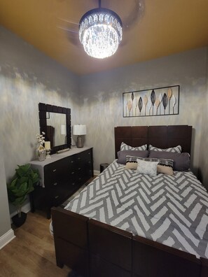 1 bedroom, desk, iron/ironing board, free WiFi