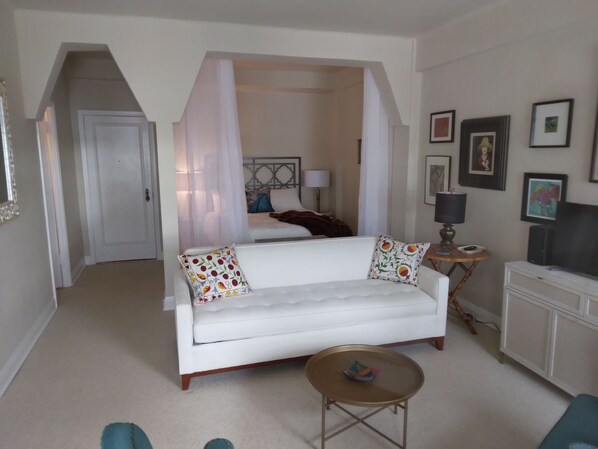 1 chambre, fer et planche Ă repasser, Wi-Fi, draps fournis