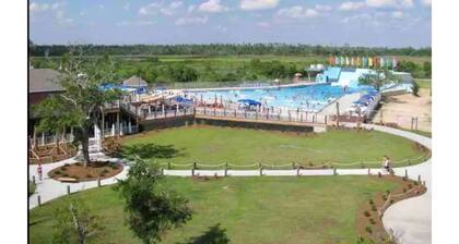 Monthly Rates, Relocation, Golf, Pools