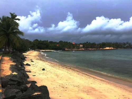 Seaside Getaway at Goodheart's Comfort Inn