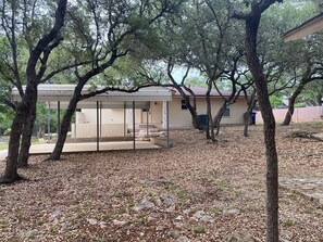 Property grounds - 3 minutes to the lake! Half acre retreat close to river! (Canyon Lake)