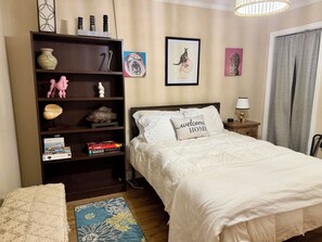 3 chambres, fer et planche à repasser, Wi-Fi gratuit, draps fournis