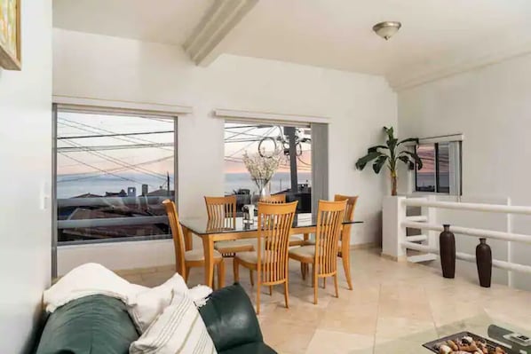 Smart TV, fireplace, table football, stereo