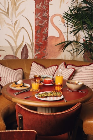 Daily cooked-to-order breakfast for a fee