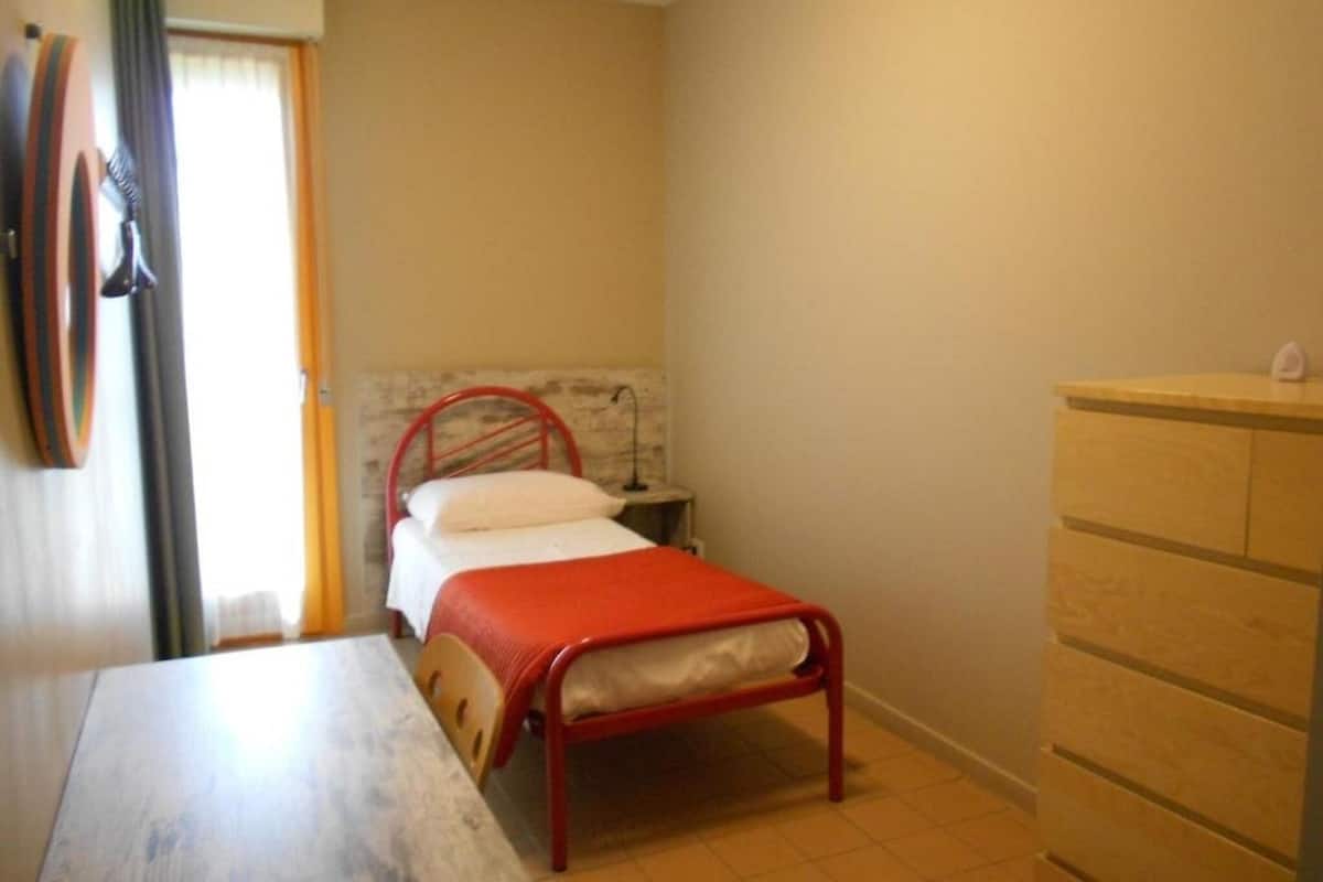 Down duvets, rollaway beds, bed sheets