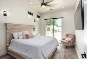 5 bedrooms, iron/ironing board, travel crib, WiFi (free) - ARCADIA NEW BUILD-5 BED/4.5 BATH-PRIME LOCATION (Phoenix)