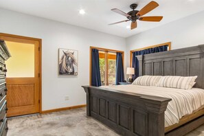 3 bedrooms, WiFi, bed sheets, wheelchair access