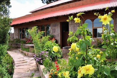 Taquile Lodge - A dream place on Lake Titicaca