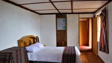 4 bedrooms, bed sheets