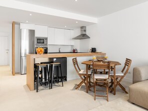 Dining - Apartment in Playas del Duque for 6 people | Casa Cadiz 101 (Puerto Banús - Marbella)