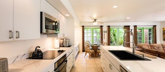 🏝 Private Home, Large Lanai -2 Minute Walk to Poipu Beach! 🐠