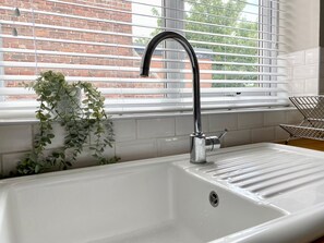 Apartment, Private Bathroom (Trevor Terrace) | Bathroom - 151 Trevor Terrace Flat North Shields (North Shields)
