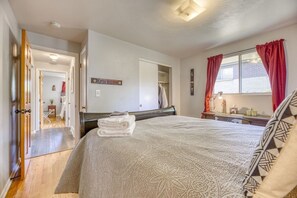 2 Schlafzimmer, Schreibtisch, Bügeleisen/Bügelbrett, kostenloses WLAN