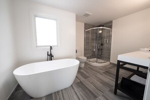 Deluxe King The Palms | Bathroom - Motel Chelsea (Chelsea)