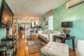 TV, stereo - Anchor's Away (Key West)