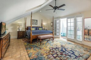 2 室のベッドルーム、WiFi