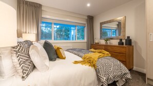 Room - The Village Reserve (Auckland)