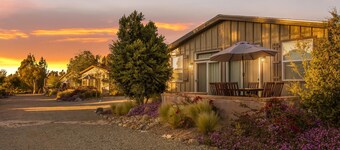 Ranch House Interior - 4 bedroom, 4 bath home on-site of Galway Downs