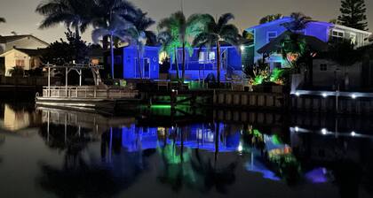 Healthy Living Retreat - Waterfront Space Coast View w/ Sauna Pool Hot Tub