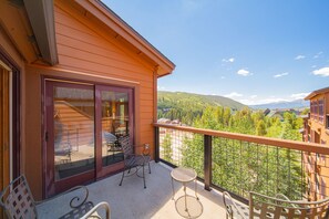 特色公寓客房, 3 間臥室, 陽台, 山景 (Springs 8913) | 陽台