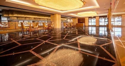 Xingjia Yilong Hotel