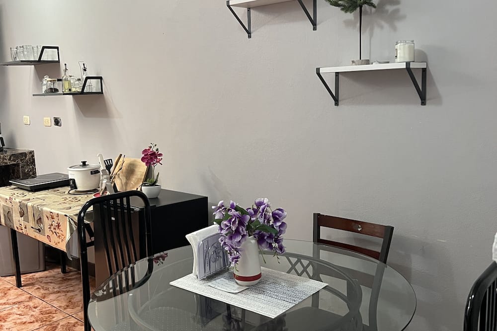 Relax in downtown Alajuela / 5min near the Airport