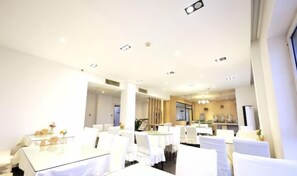 Dining - Aoliyang Business Hotel (Zhuanghe Jinma Plaza) (Zhuanghe)