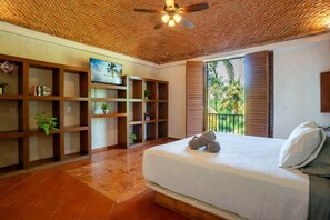 5 chambres, fer et planche à repasser, lit de bébé portatif, Wi-Fi