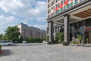 Unclassified image, 3 of 55, button - Golden Begonia Donggang Hotel Lincang (Lincang)