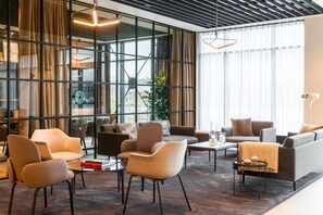 Lounge - AC Hotel by Marriott Inverness (Inverness)