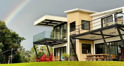 Spectacular house in the mountains of Nova Friburgo - Vale das Seriemas