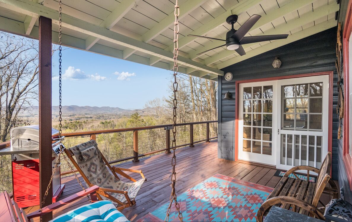 New! Miso's Peaceful Cabin Retreat 2BR Sleeps 6