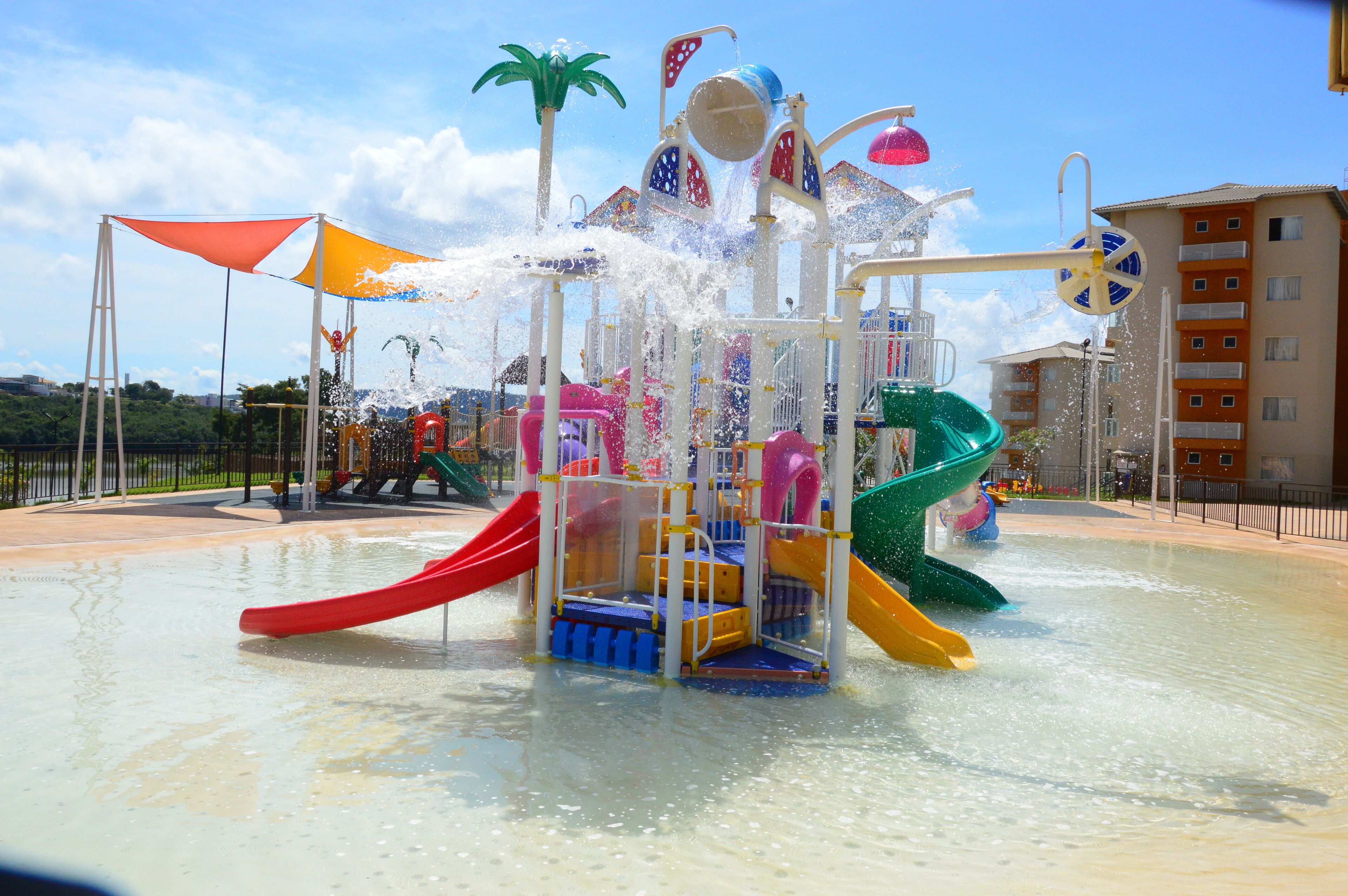 6 piscinas externas