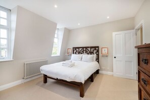 3 bedrooms, iron/ironing board, travel cot, WiFi