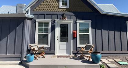 Downtown Fruita! Modern 3-BR home with master suite & locked bike storage