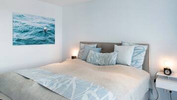 1 slaapkamer, een strijkplank/strijkijzer, gratis wifi, beddengoed