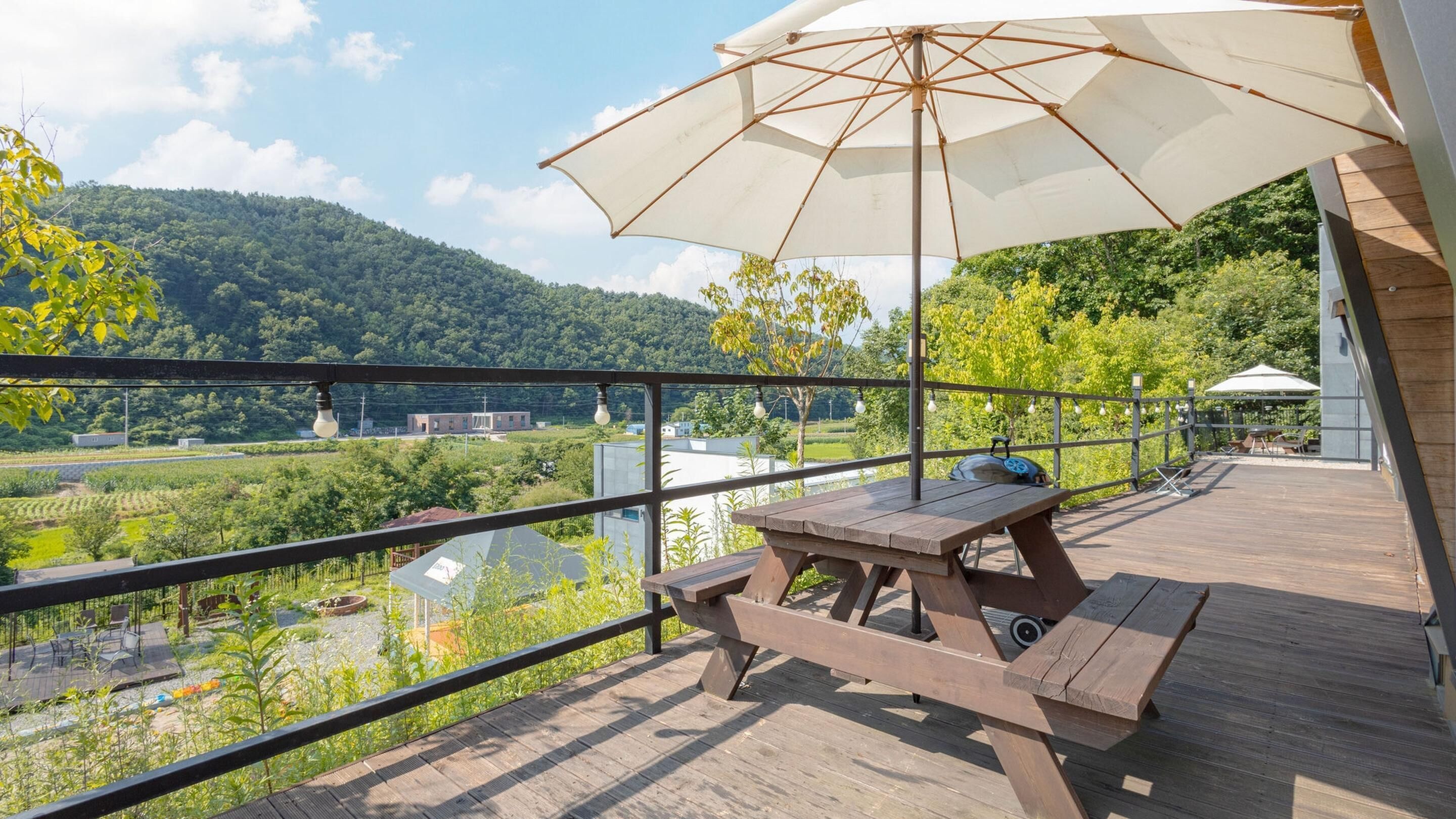 1 개의 침실, 무료 WiFi