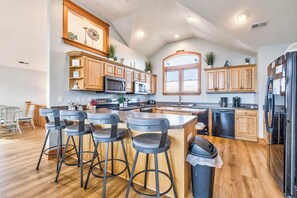 Fridge, microwave, oven, stovetop - Toes in the Water | 1330 ft to the beach | Private Pool, Hot Tub, Dog Friendly (Corolla)