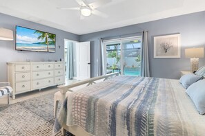 3 Schlafzimmer, Schreibtisch, Bügeleisen/Bügelbrett, Reisekinderbett