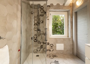 Dusche, Haartrockner